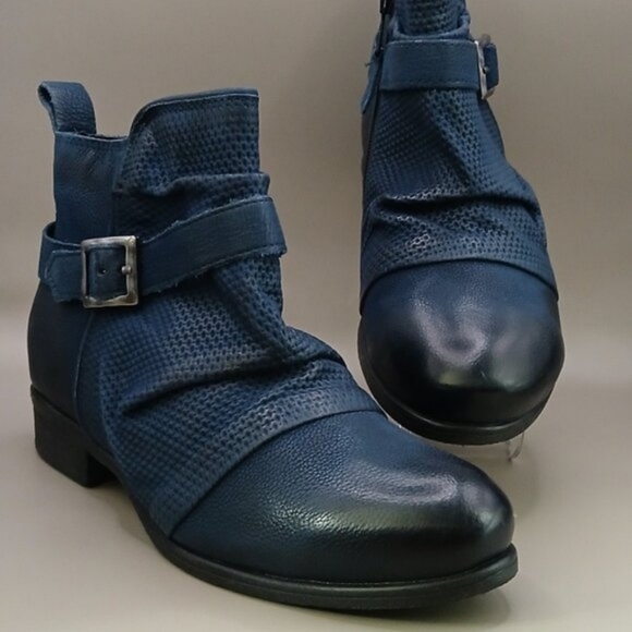 Miz Mooz Shoes - Miz Mooz Suzy Leather Black Ankle Boots